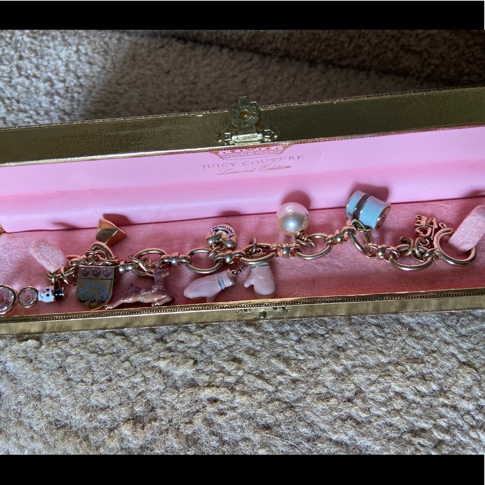 LIMITED EDITION JUICY COUTURE CHARM BRACELET